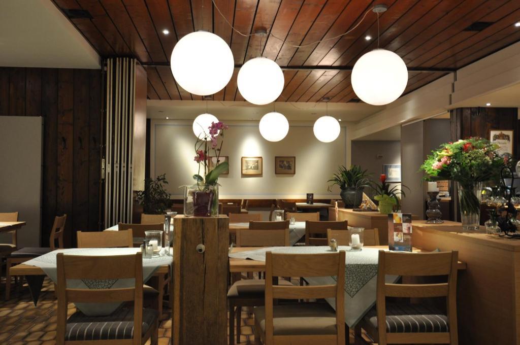 Gasthaus Sonne Gbr Trennfeld Exterior photo